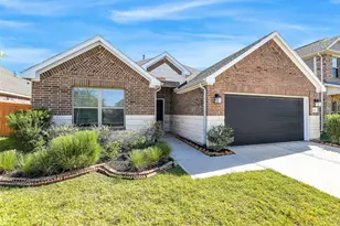 8522 Jetty Glen Dr, Cypress, TX 77433 - Photo 2