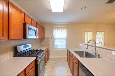 14022 Autumn Ridge Trail Drive, Houston, TX 77048 - Photo 8