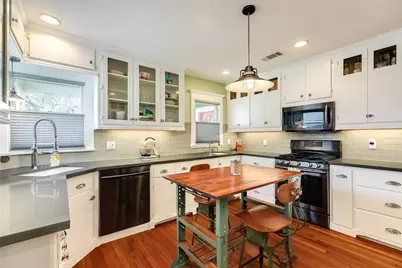 4701 Alamo Drive, Galveston, TX 77551 - Photo 14
