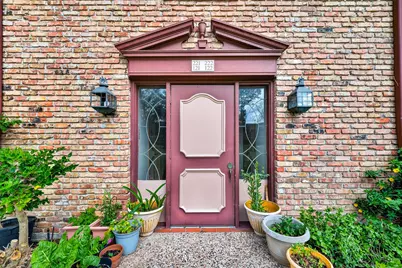 7600 Burgoyne Road #121, Houston, TX 77063 - Photo 2