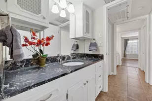 7600 Burgoyne Rd, Houston, TX 77063 - Photo 16