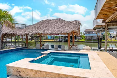 1331 Coral Way, Tiki Island, TX 77554 - Photo 10