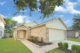 1107 Hampton Villa Ln, Houston, TX 77047 - Photo 1