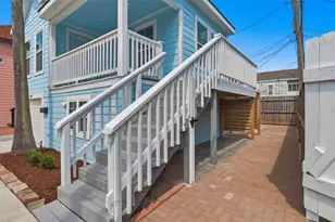 1812 20th St, Galveston, TX 77550 - Photo 36