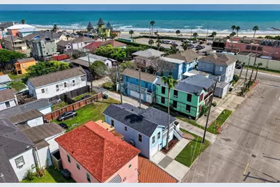 1812 20th Street, Galveston, TX 77550 - Photo 44