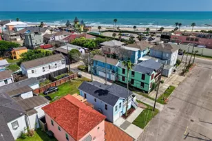 1812 20th St, Galveston, TX 77550 - Photo 44