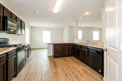 3205 Chunk Drive, Conroe, TX 77301 - Photo 4