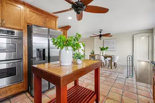 557 Pompano St, Bayou Vista, TX 77563 - Photo 14