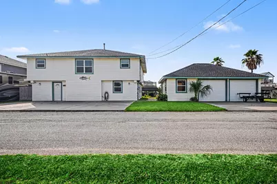 557 Pompano Street, Bayou Vista, TX 77563 - Photo 2
