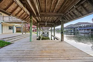 557 Pompano St, Bayou Vista, TX 77563 - Photo 6