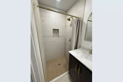 1704 Jones Street, Alvin, TX 77511 - Photo 4
