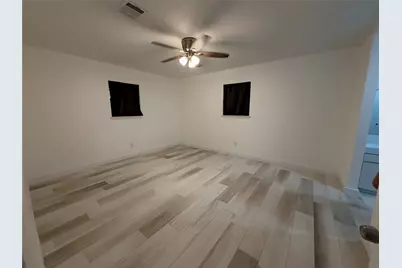 1704 Jones Street, Alvin, TX 77511 - Photo 10