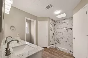 15915 Dunmoor Dr, Houston, TX 77059 - Photo 28