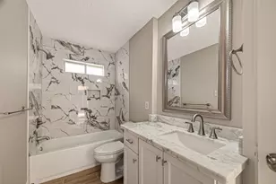 15915 Dunmoor Dr, Houston, TX 77059 - Photo 18