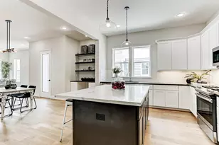 1115 15th 1/2 St, Houston, TX 77008 - Photo 10