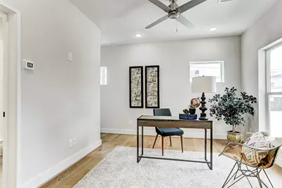 1115 15th 1/2 Street #A, Houston, TX 77008 - Photo 4