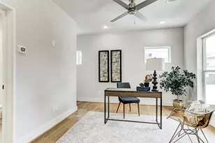 1115 15th 1/2 St, Houston, TX 77008 - Photo 4