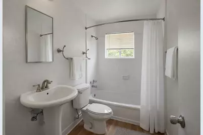 5607 Jackson Street #10, Houston, TX 77004 - Photo 6