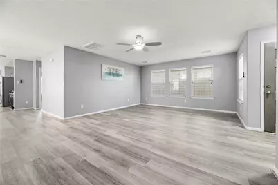 10902 Tobar Falls Circle, Houston, TX 77064 - Photo 4