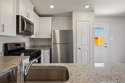 10410 Red Cardinal Drive, Cleveland, TX 77328 - Photo 10