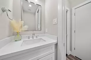 7510 Sandle St, Houston, TX 77088 - Photo 10