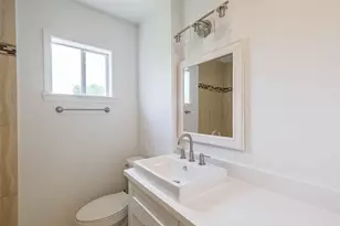 7543 Greenstone St, Houston, TX 77087 - Photo 12