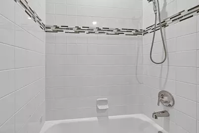 5018 Chestnut Orchard Drive, Houston, TX 77066 - Photo 16