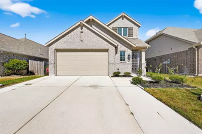 5018 Chestnut Orchard Drive, Houston, TX 77066 - Photo 1