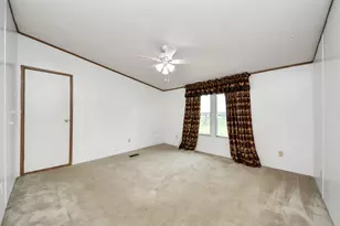 13517 Bohemian Hall Rd, Crosby, TX 77532 - Photo 16