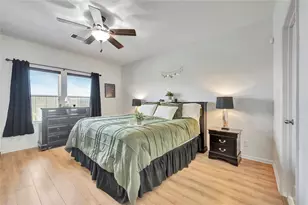 3012 Cambridge Meadows Ln, Dickinson, TX 77539 - Photo 16