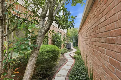 2026 Ashford Hollow Lane, Houston, TX 77077 - Photo 34