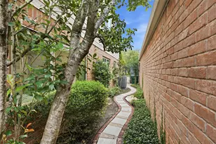 2026 Ashford Hollow Ln, Houston, TX 77077 - Photo 34