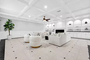 317 Avenue of Oaks St, Houston, TX 77009 - Photo 12