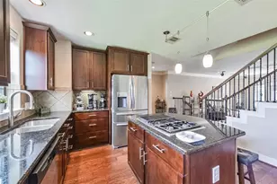 1130 Hempstead Villa Ln, Houston, TX 77008 - Photo 16