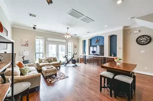 1130 Hempstead Villa Ln, Houston, TX 77008 - Photo 10