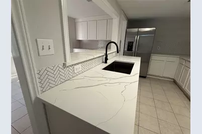 7 Sunmeadow Boulevard, Friendswood, TX 77546 - Photo 10