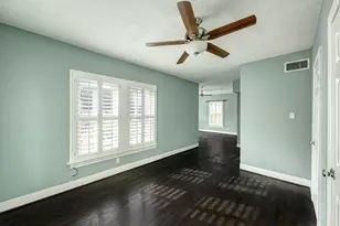 1919 W McKinney St, Houston, TX 77019 - Photo 12