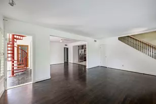 1919 W McKinney St, Houston, TX 77019 - Photo 4