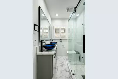 1919 W McKinney Street, Houston, TX 77019 - Photo 14