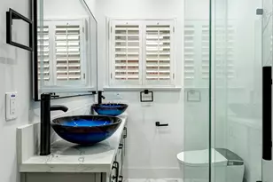 1919 W McKinney St, Houston, TX 77019 - Photo 14