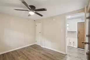 421 Clearwater St, Houston, TX 77029 - Photo 12