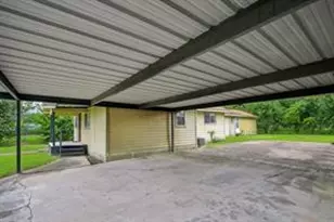 421 Clearwater St, Houston, TX 77029 - Photo 2