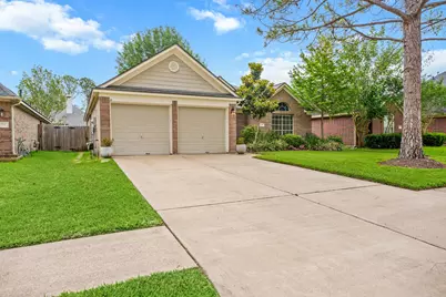 3535 Chesapeake Court, Pearland, TX 77584 - Photo 2