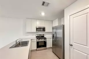 26818 Cascade Sunrise St, Katy, TX 77493 - Photo 2