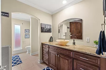 62 Colony Park Circle, Galveston, TX 77551 - Photo 36