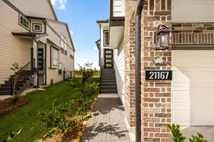 21167 Medina River Dr, Cypress, TX 77433 - Photo 4