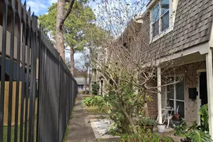 4953 Lamonte Ln, Houston, TX 77092 - Photo 2