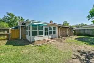863 Seamaster Dr, Houston, TX 77062 - Photo 36