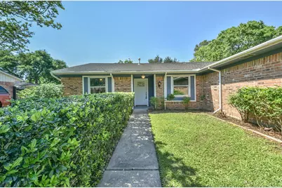 863 Seamaster Drive, Houston, TX 77062 - Photo 4