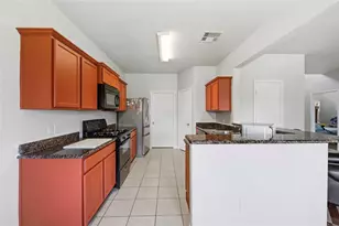 10220 Red Fern Ct, Conroe, TX 77385 - Photo 12